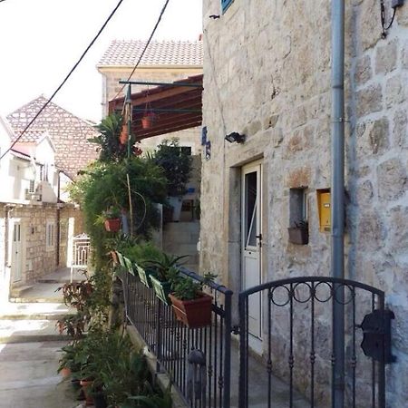 Ana Tudor Apartments Хвар Экстерьер фото