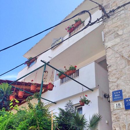Ana Tudor Apartments Хвар Экстерьер фото